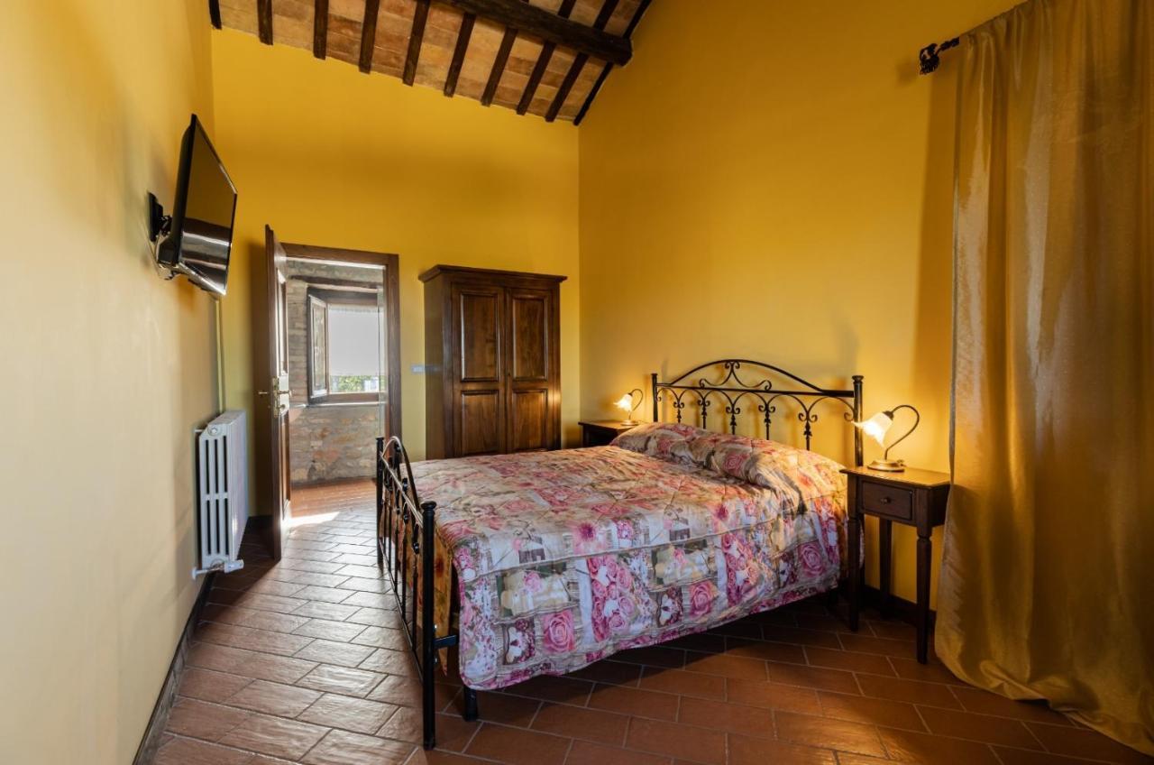 Castello Di Petecciano B&B Mosciano SantʼAngelo Eksteriør bilde