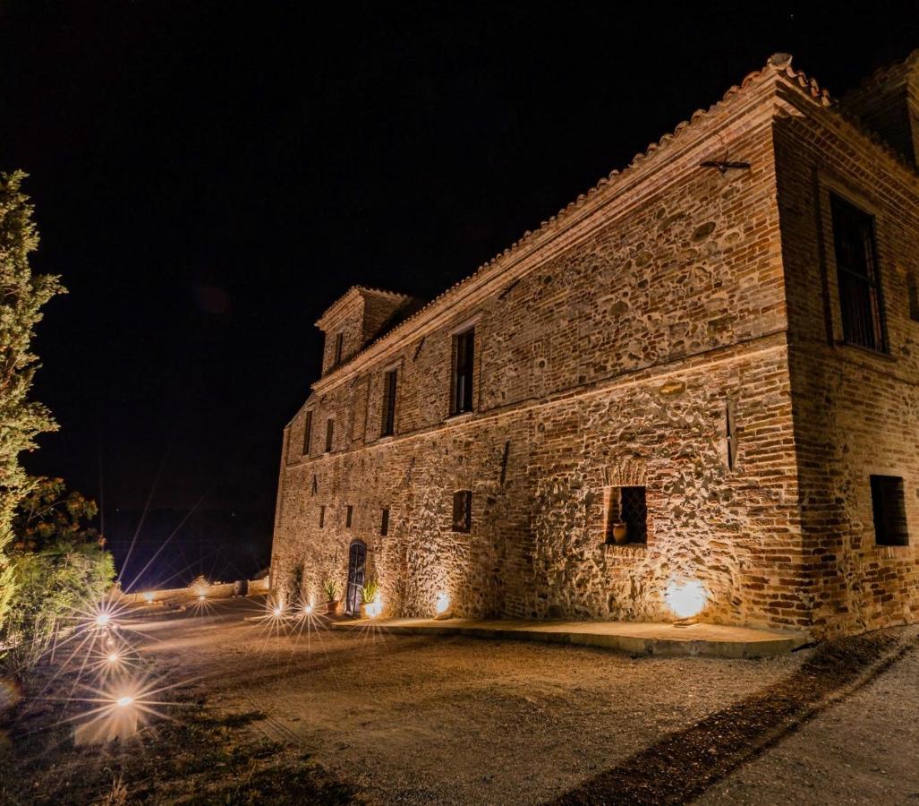 Castello Di Petecciano B&B Mosciano SantʼAngelo Eksteriør bilde