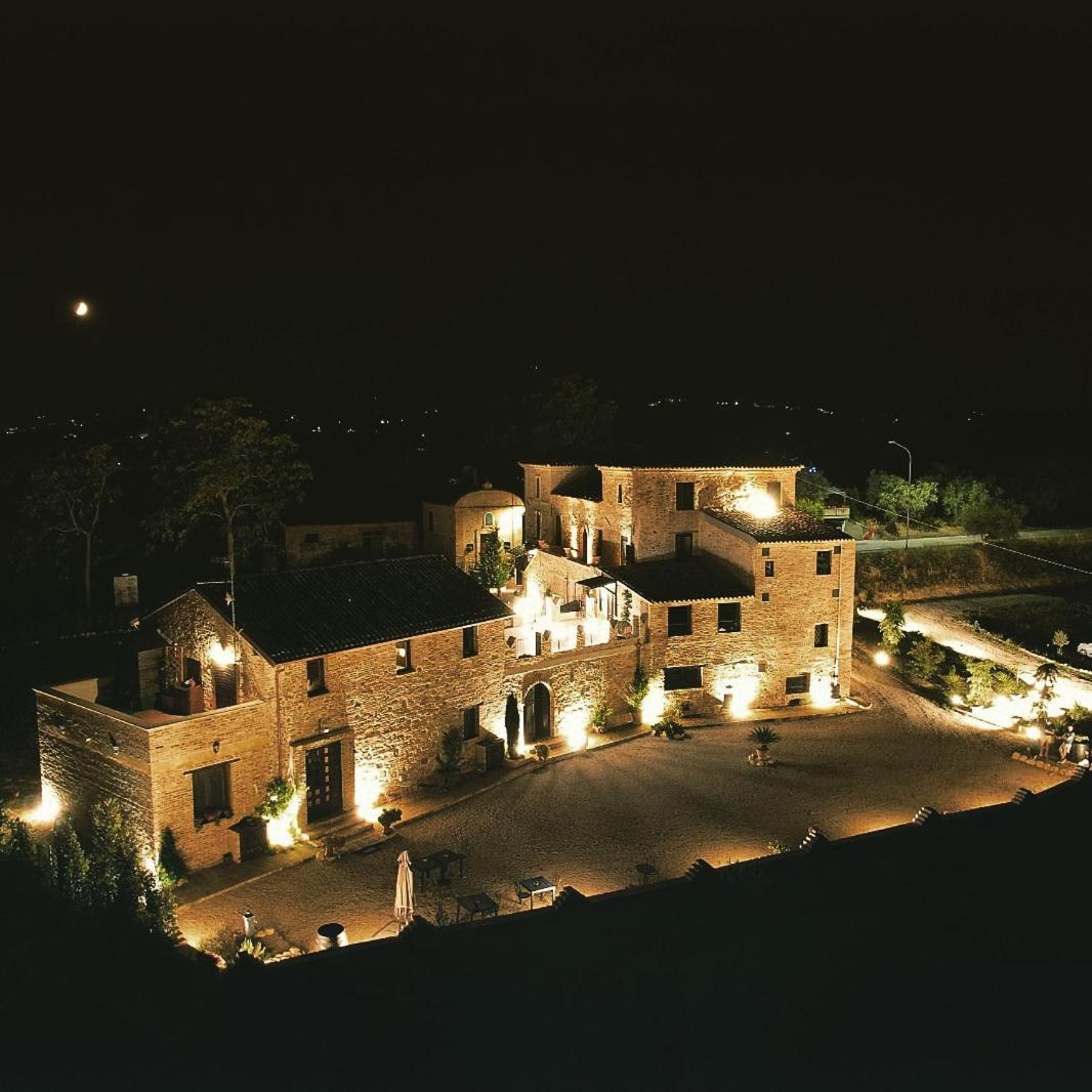 Castello Di Petecciano B&B Mosciano SantʼAngelo Eksteriør bilde